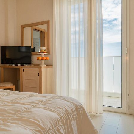 Hotel Mondial Bellaria-Igea Marina Dış mekan fotoğraf