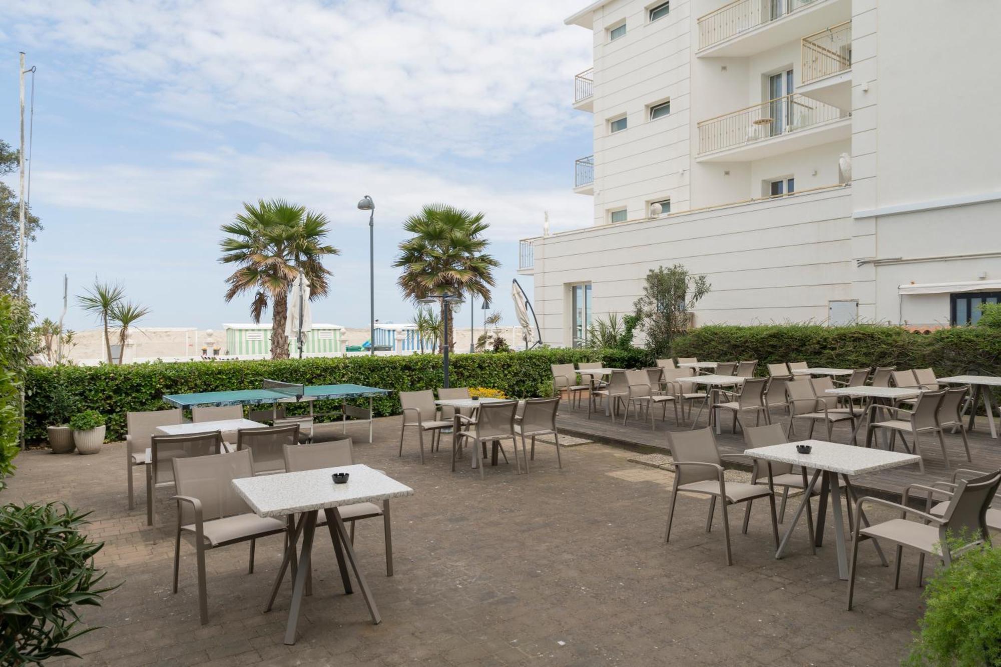 Hotel Mondial Bellaria-Igea Marina Dış mekan fotoğraf